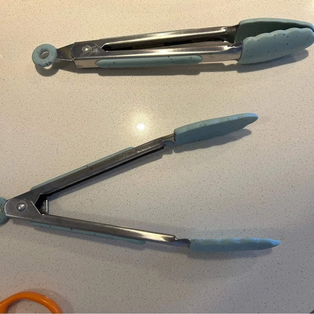 Set of 2 - Kitchen Tongs
